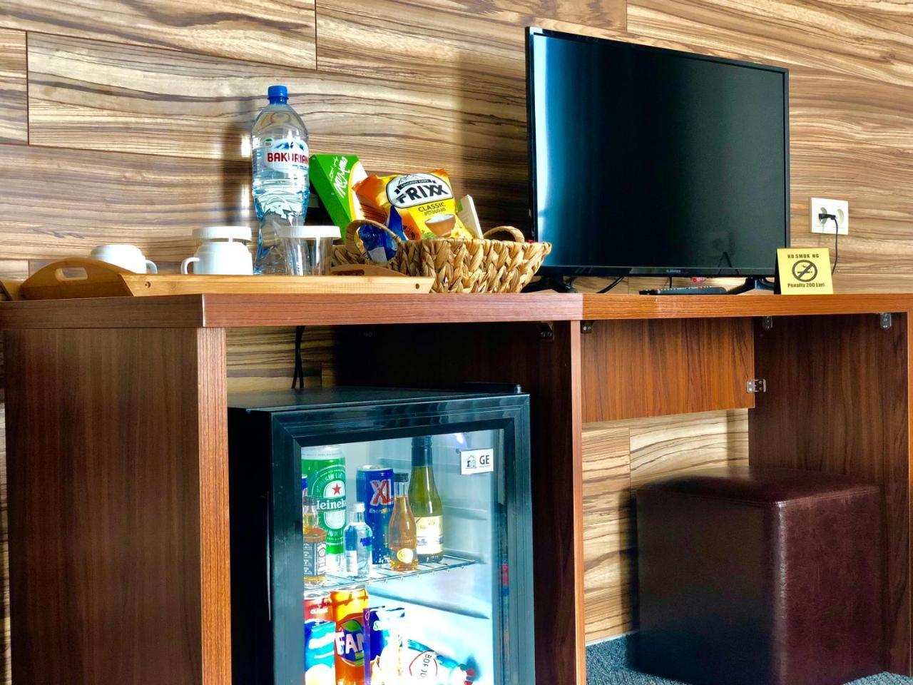 Tbili Hotel Τυφλίδα Δωμάτιο φωτογραφία