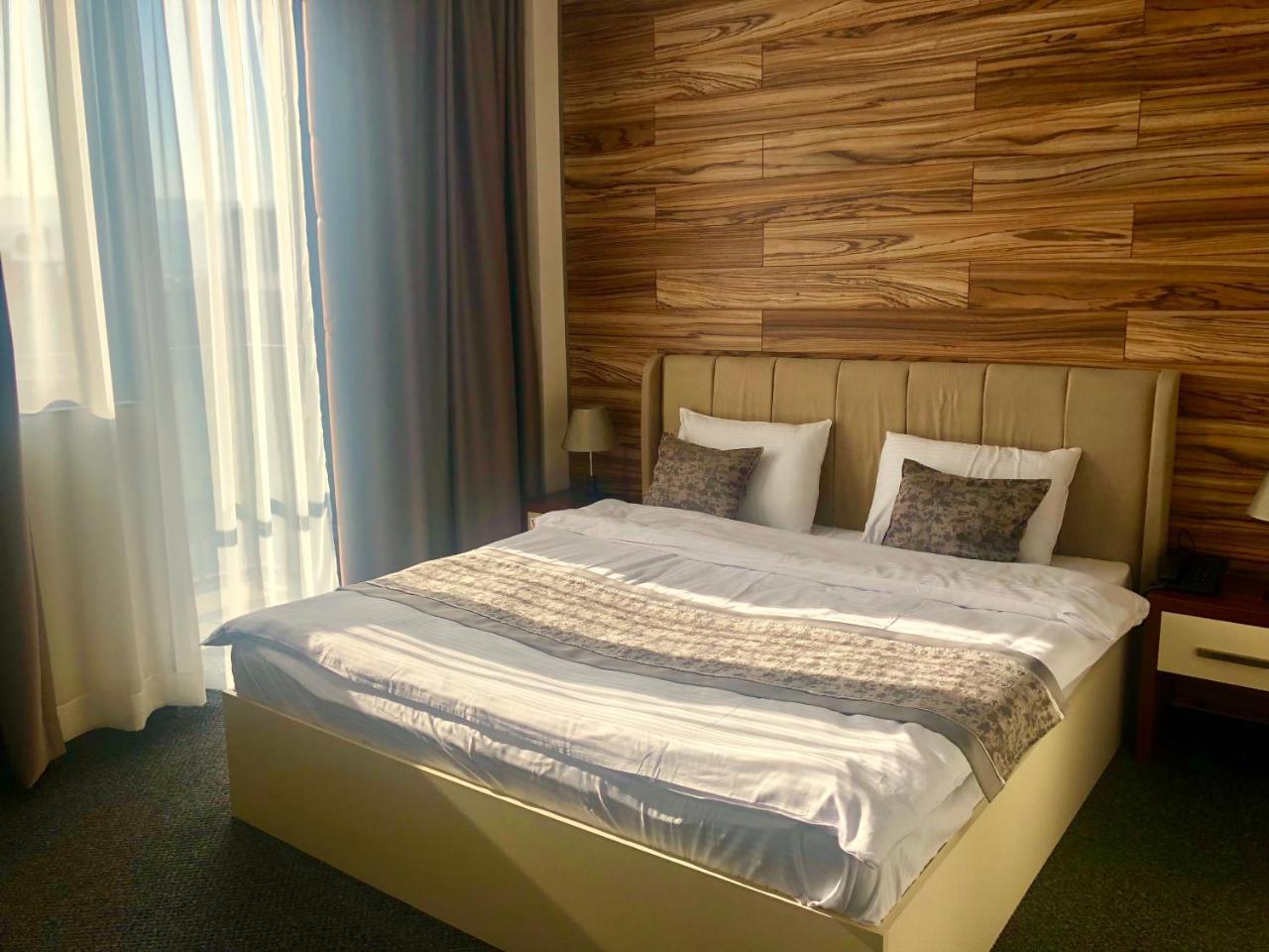 Tbili Hotel Τυφλίδα Εξωτερικό φωτογραφία