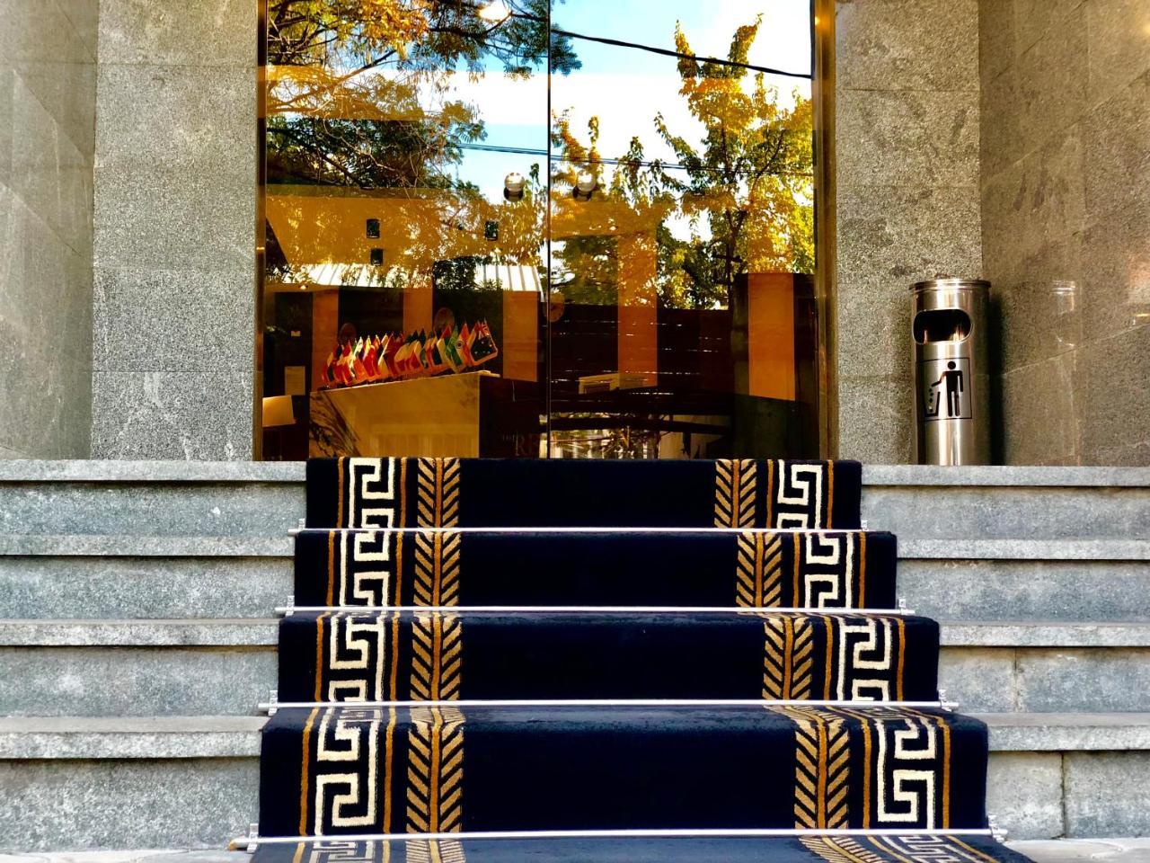 Tbili Hotel Τυφλίδα Εξωτερικό φωτογραφία